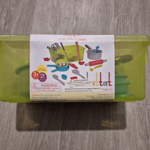 Battat Colorful Toy Kitchen Set - Picture 2 of 2